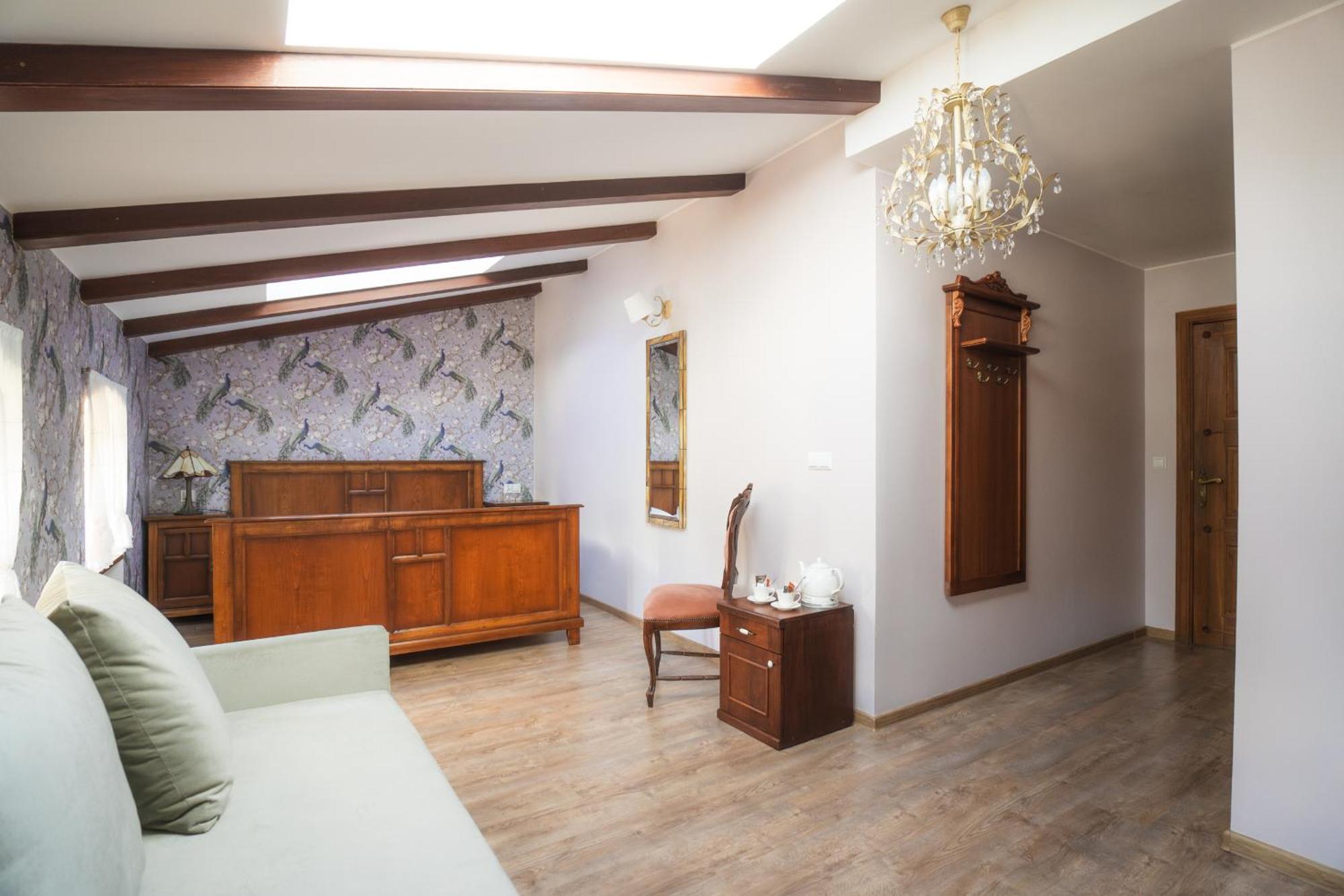 Palac Srodka Chrzypsko Wielkie Exterior foto